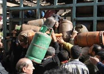 غضب بين أهالي “برما” بالغربية بسبب أزمة أسطوانات الغاز وتهديدها للثروة الداجنة