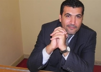 الصرح: البعض نصب نفسه راعياً لطلبات الرئيس