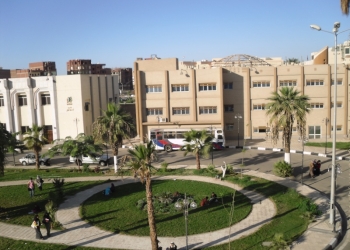 تدريب العاملين بجامعة الفيوم على مواجهة حالات الطوارئ والازمات