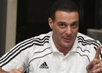 اليوم تسليم الملابس الجديدة للحكام