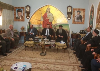 محافظ الفيوم يزور دير الأنبا إبرآم ويقدم واجب العزاء في شهداء ليبيا
