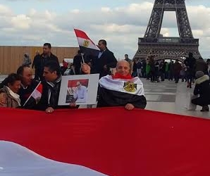 فريد واصل يقود مسيرتين فى باريس لتأييد الجيش المصرى