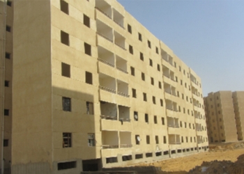 اجتماع مع عدد من رؤساء شركات المقاولات القائمة على مشروعات المحافظة