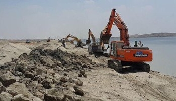 وصول كراكات جديدة لمشروع قناة السويس 