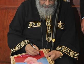 قداسة البابا يلتقي بأسرة الشهيد بولا من المنوفية
