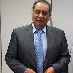 زيدان” ضيف صالون اليخت الثقافى”