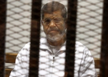 محاكمة مرسي و130 قيادة إخوانية في قضية اقتحام السجون
