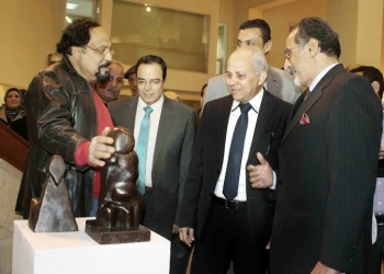 إفتتاح معرض ” لوحة لكل بيت ” 