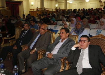 ندوة عن كيفية عمل البورصة بجامعة بني سويف
