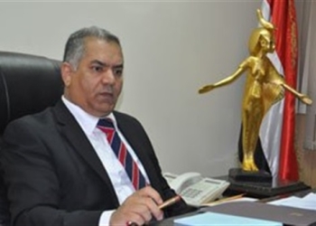 وزير الآثار : إعداد  مواد فيلميه متخصصة لنشر الوعى الأثري