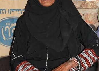 تعرف على قصة الأم التي ارتدت زي الرجال 43 سنة