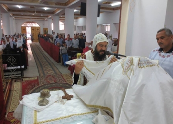 بالصور الأنبا بموا : الانسان يولد ثلاث مرات