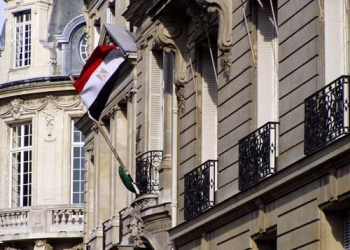 سفير مصر بباريس يفتتح ندوة تحت عنوان “مصر بين الأمس و اليوم