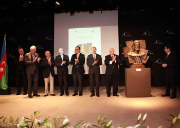 مكتبة الإسكندرية تحتفل بالشاعر الأذربيجاني نظامي كنجوي بحضور رؤساء دول سابقين   