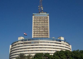 تحويل جميع المسئولين بقناة نايل كوميدى إلى الشئون القانونية بسبب برنامج “عزب شو”