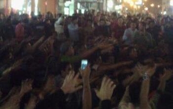 أعتصام الجرين ايجلز والمواطنين بأحد شوارع حتى حضور المسئولين