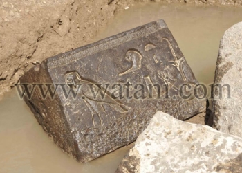الكشف عن مقصورة اثرية بمحيط معبد هليوبوليس