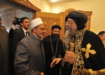 البابا تواضروس يستقبل شيخ الأزهر للتهنئة بالعيد