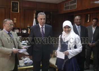تكريم الفائزين بالمركز الأول في المسابقة العلمية بقنا