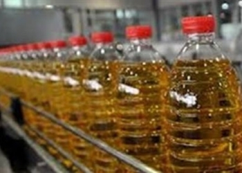 مصادرة 500 كيلو زيوت طعام مجهولة المصدر داخل مخزن بالمحلة الكبرى