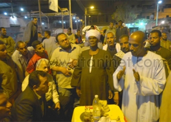 “بدر” يستجيب لمطلب تجار شادر الحبيل بنقلهم لمكان اّخر