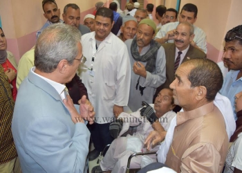 بالصور والفيديو: 50 ألف جنيه لتجديد ماكينات الغسيل الكلوي إستجابة لشكاوى المرضى بالمنيا