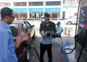 تفعيل منظومة الكروت الذكية بمحطات التعاون للبترول بالسويس