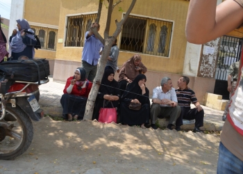 مدرسين وإداريين بالثانوية الأزهرية بالمنوفية يتظاهرون لإقصائهم من الإمتحانات 