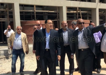 وزير الإسكان يقيل رئيس “محطة مياه الجيزة