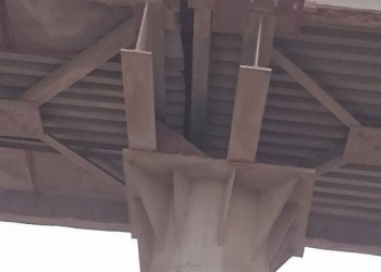 رئيس حى العامرية يتفقد كوبري الطريق الصحراوي 