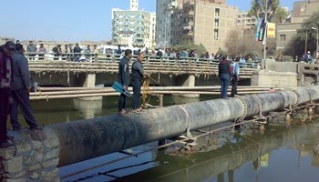 أنهيار جزئى فى سور بحر يوسف بالفيوم