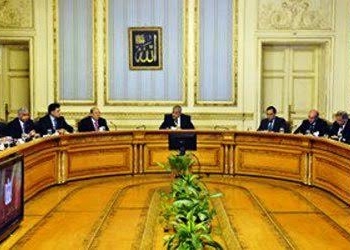 حظر تحويل المصارف الزراعية على ترعة السويس