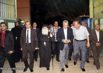 أسقف بني مزار ومحافظ المنيا يشهدان حفل تكريم الطلاب المتفوقين 