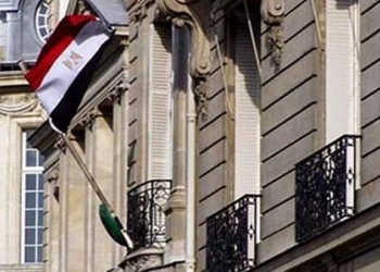 السفارة المصرية بالنمسا تتلقى عزاء ضحايا حادث استقبال السيسي