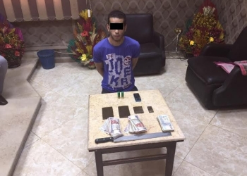 ضبط 3 أسلحة ونصف كيلو حشيش و1000 قرص مُخدر بالشرقية