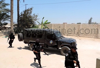 بالصور حملة أمنية مكبرة ببرج العرب 