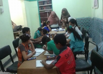 ورشة للفن التشكيلي بدشنا