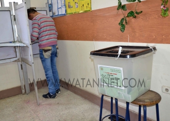 تغيير رئيس لجنة تشاجر مع ناخبة في لجنة بالمنوفية