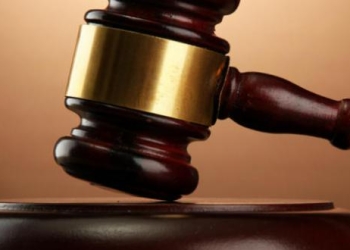 وسط تشديد أمني .. جنايات المنيا تحاكم 13 اخواني بينهم مدير مكتب الإخوان بالمنيا في قضيتين تكوين خلية إرهابية وتخريب