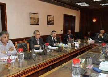 مغازي يناقش استعدادات افتتاح متحف النيل بأسوان 