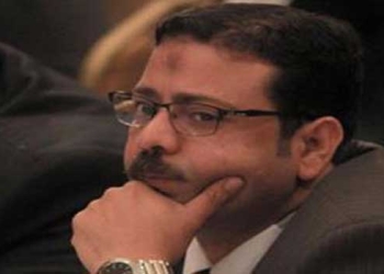 وصول جثمان مستشار العريش إلى مطار سوهاج