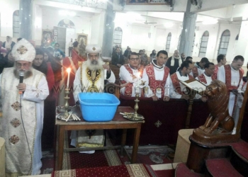 الاقباط يحتفلون بعيد الغطاس في دير  مواس