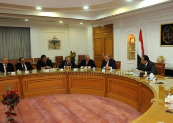 وزير الإسكان يوافق على توفير أراض لإسكان عمال المصانع بالمدن الجديدة