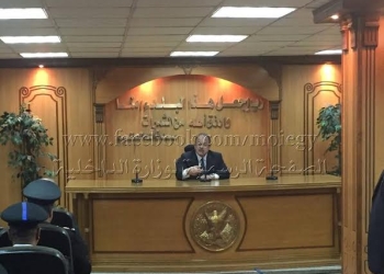 اجتماع وزير الداخلية بقيادات وضباط مديرية أمن الجيزة 