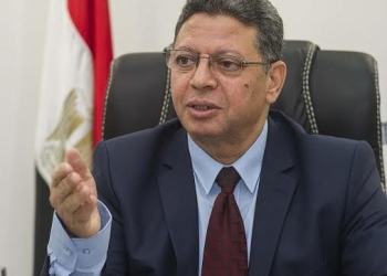 “القوي العاملة”: اتفاقية عمل جماعية تحفظ حقوق 300 عامل