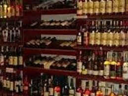 ضبط صاحب محل لبيع الخمور بدون ترخيص بالرمل 