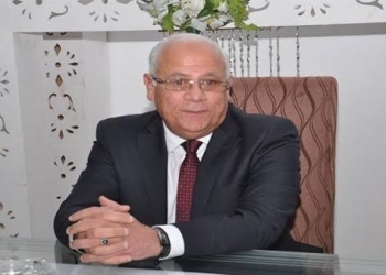  “محافظ بورسعيد ليس له  اي حساب  على “فيس بوك