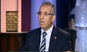اليماني: استبدال حوالي مليون كشاف إنارة في الشوارع بالكشافات الموفرة