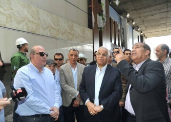 وزير النقل يتفقد الطريق الدائري 