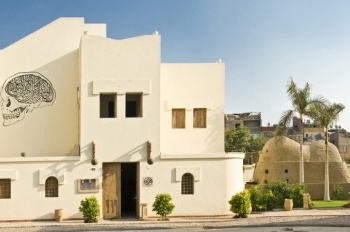درب “1718” يستضيف ورشة للعلاج بالفنون
